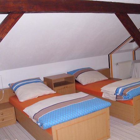 Ferienwohnung Am Dorfplatz Wittenberg Номер фото